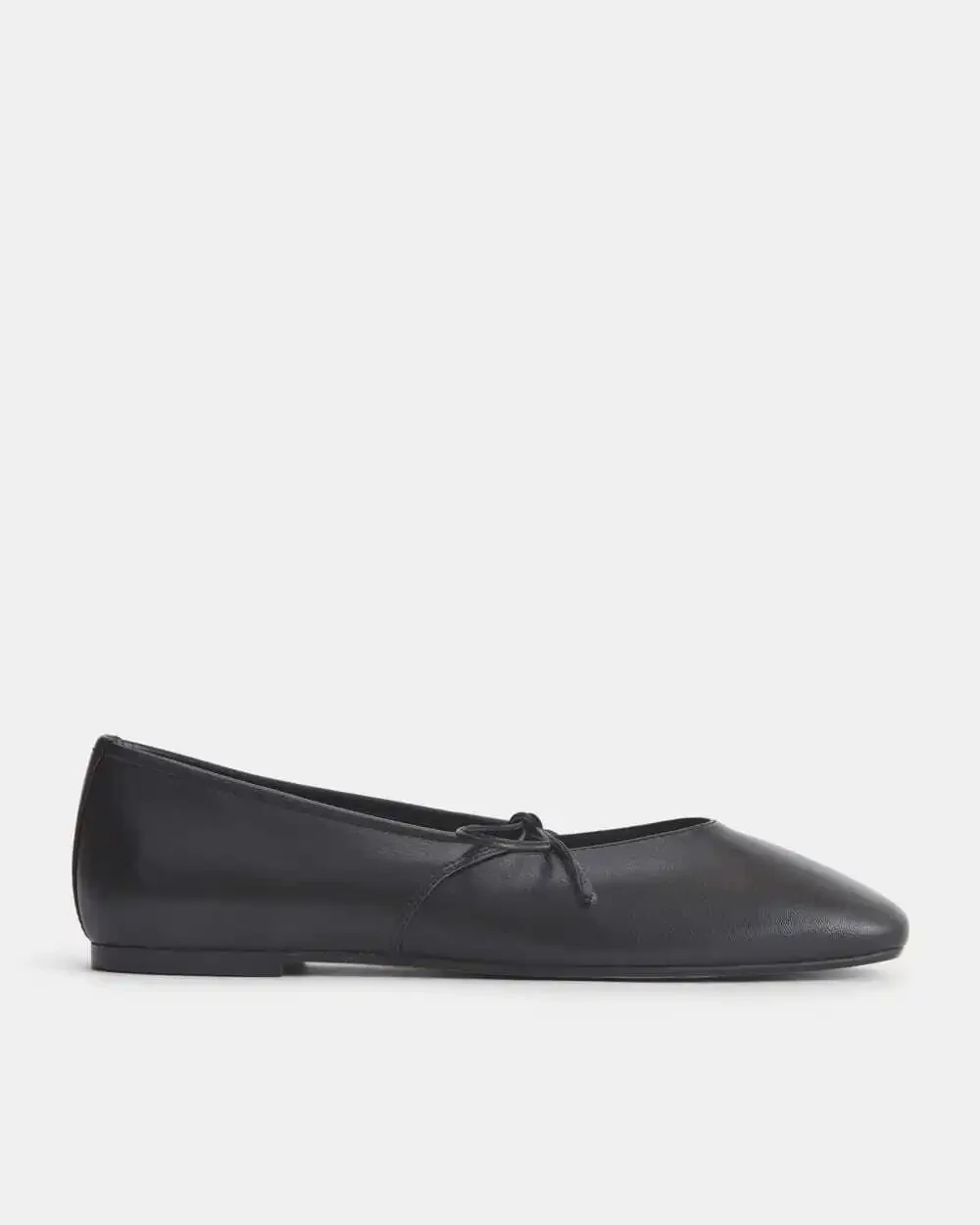 Everlane Leather Keyhole Flat in Black, Size 8.5